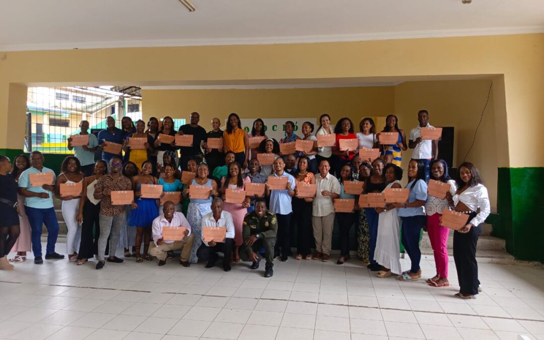 «Construyendo Caminos Impulsa el Liderazgo en Justicia Ambiental 🌱 en la Clausura del Diplomado sobre Consulta Previa ⚖️»