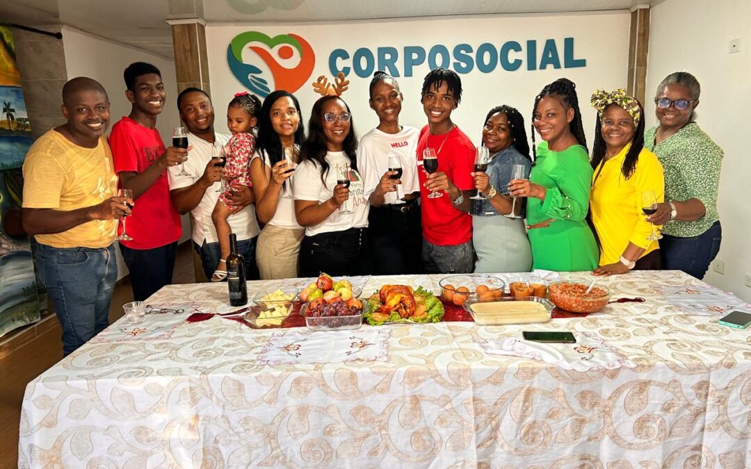 🦃✨ Día de Acción de Gracias en CORPOSOCIAL: Unidos por la Gratitud y la Amistad 🤝🍁